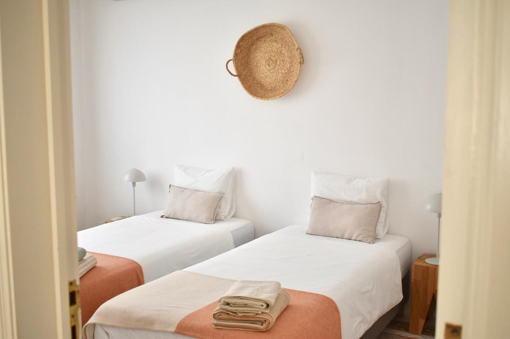 House Upscale With Pool * Costa de Caparica